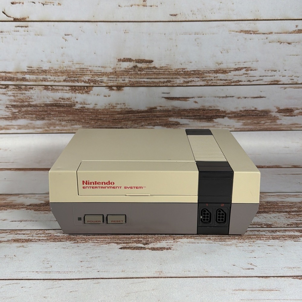 Nintendo NES Console Only NES-001 Front Loader Tested Working Yellowing Used